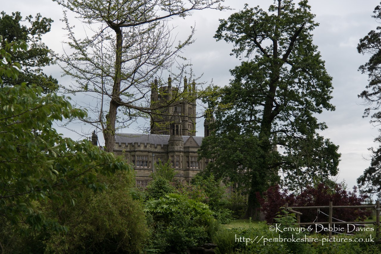 Built between 1830 and 1840, Margam Castle is actually a country house built in the Tudor Gothic style. It is currently used for location filming of Dr. Who and Da Vinci's Demons.
